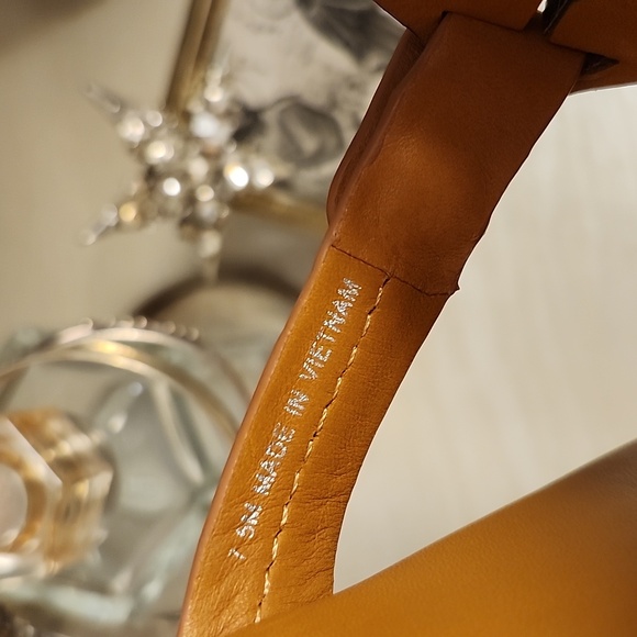 ●RARE● Crystal Millers by Tory Burch - Picture 10 of 11